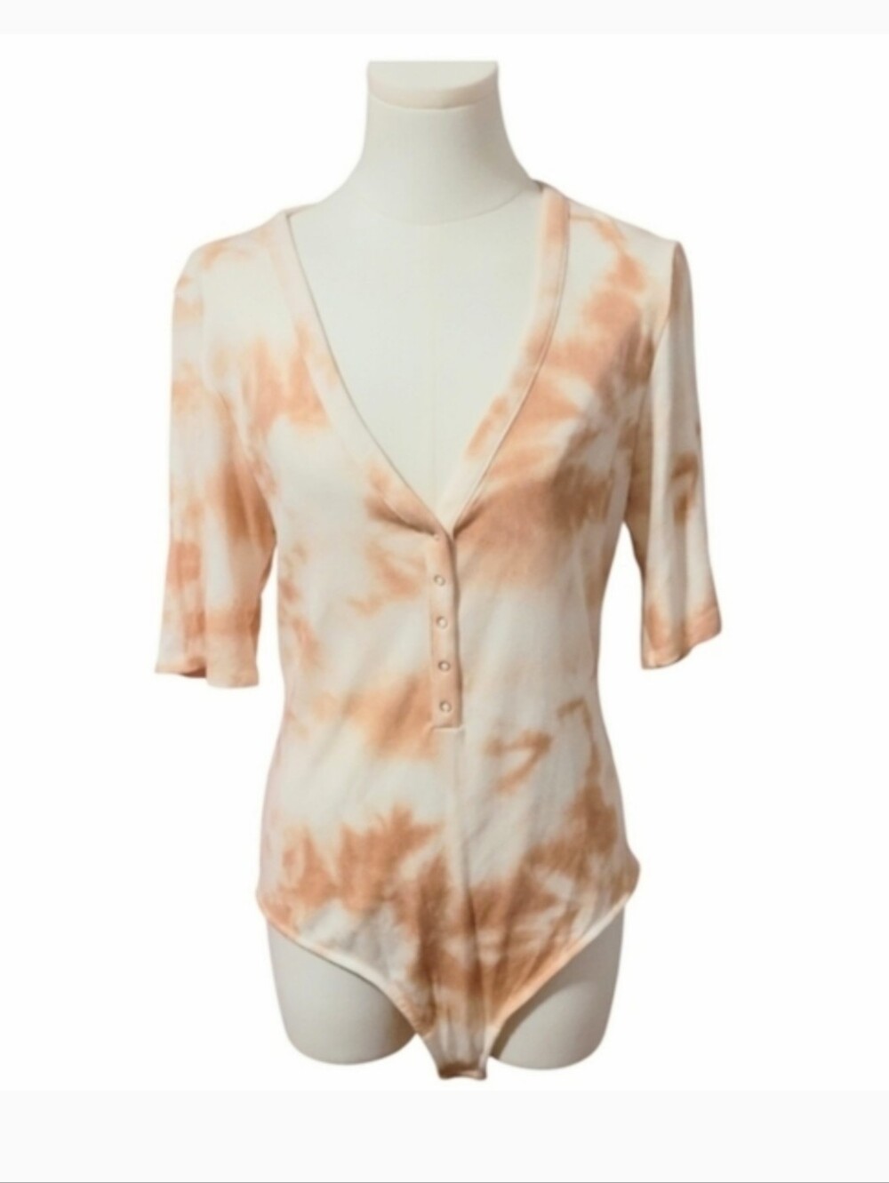 NWT Gianni Bini Cream and Tan Ribbed Short Sleeve Button Down Bodysuit Size XL